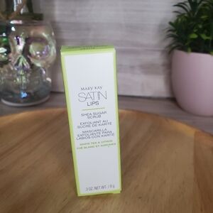 Mary Kay Satin Lips Shea Sugar Scrub and Butter Balm NEW